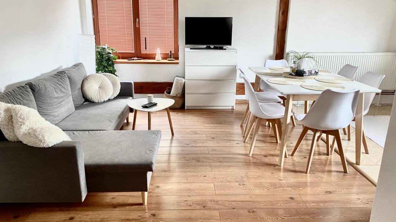 Sunny Attic Apartment สโวเลิน ภายนอก รูปภาพ